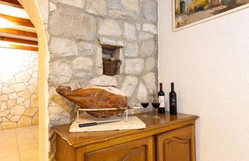 Villa Bella Pietra with private pool, sauna - Photo 20