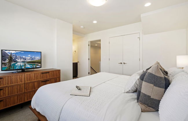 Mountain View Home w/ King Beds & Rooftop Deck - Foto 5