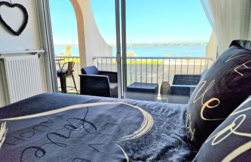 Appartement 1ere ligne piscine terrasse au bord de la plage front de mer avec vélos - Foto 35