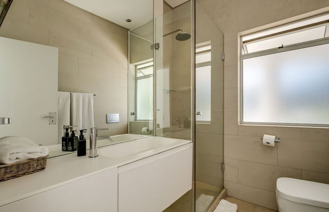 Six Bedroom Holiday Villa on Three Levels w Pool Silvertree - Foto 16