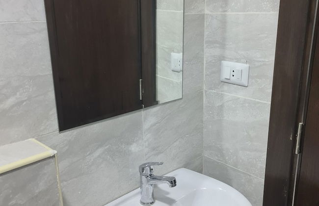 Royal House - Photo 11