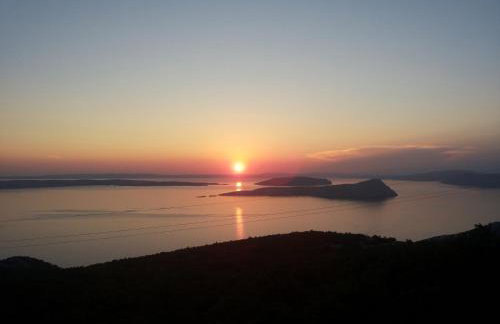 Starigrad kod Senja 60/a - Foto 1