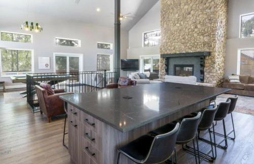 Private Home Perfectly Located at Brighton Ski Resort! - Foto 7