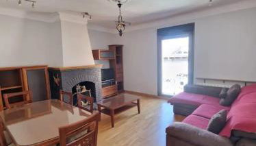 Gran piso en el centro de Huesca - Foto 2