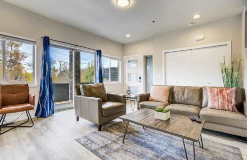 4BD Home w Rooftop Patio Fire Pit & Mountain Views - Foto 8