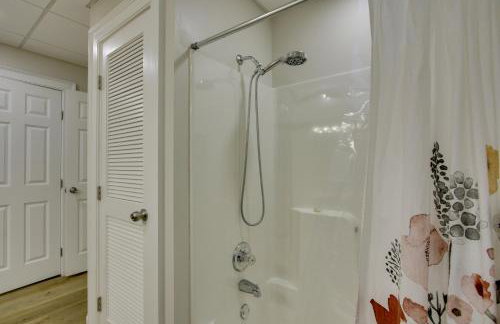 Spacious Rural Getaway in Lexington with Deck! - Foto 33