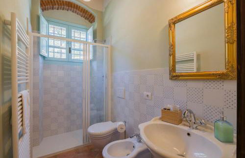 Beautiful Country House Villa Mezzavia With Private Pool in Costiglion Fiorentin - Foto 51