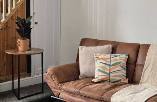 2 Bed Maisonette with Sofa Bed - Ideal for Groups #26C - Foto 35