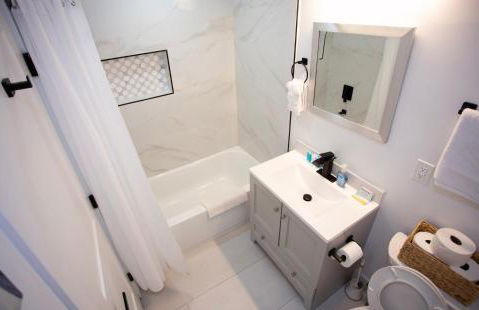 Lux Capitol Hill Vacation Home, In-House Services - Foto 4