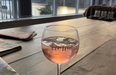 Amazing Alps and Loch views - HOT TUB and pet friendly - Foto 66