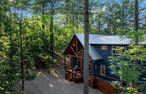 Cozy Cabin with Hot Tub, Fire Pit and Arcade Games - Foto 51