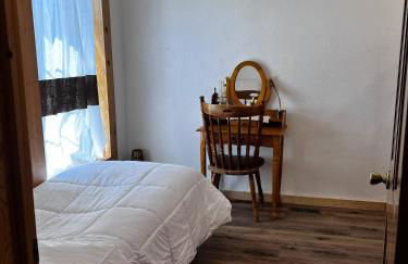 Bear Lake Private Suite -Sleeps 5 -Historic Paris - Foto 14