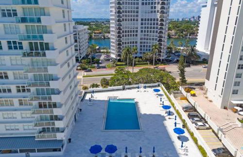 Serena Miami Beachfront 2 Bedrooms with Direct OceanView and Parking - Foto 34