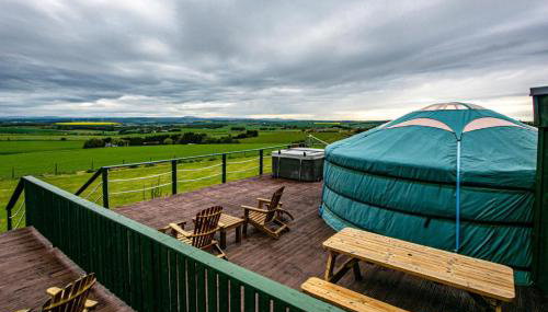 Orange Yurt With Hot Tub- Sleeps 4, Parking & Pets - Foto 5