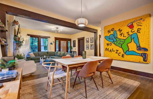 Bright Bungalow in Hip East Nashville Walk to 5 Points - Only 2 miles to Downtown - Foto 2