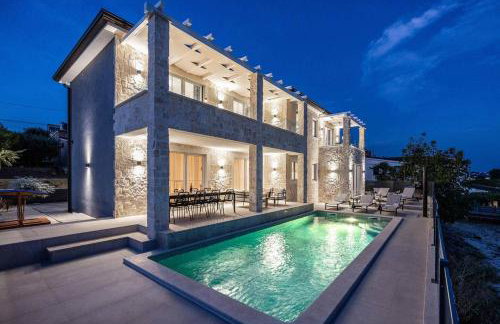 Villa mit Meerblick & Pool bei Poreč - Foto 25