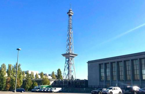 Ground Floor in Villa in Charlottenburg Garden View - Foto 14