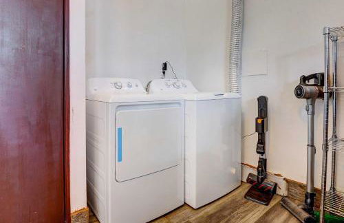 Stylish and Serene West Friendship Hidden Gem! - Foto 29