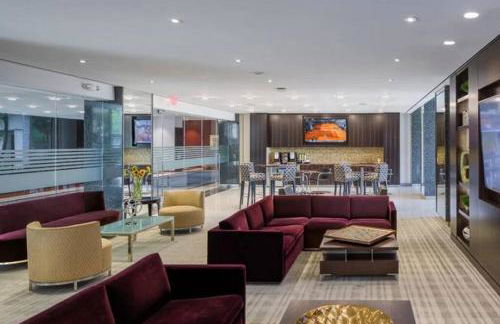 Fantastic 2 BR Apt + Den @Crystal City With Gym - Foto 31