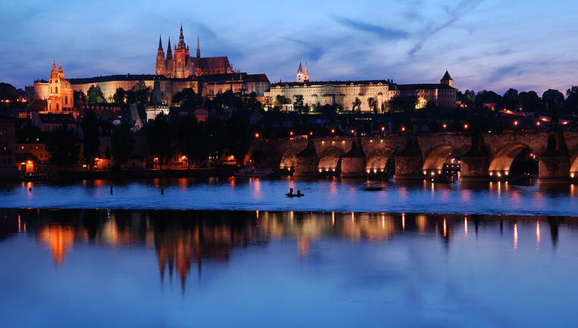Cruise on the river Vltava with Dinner - Photo 3