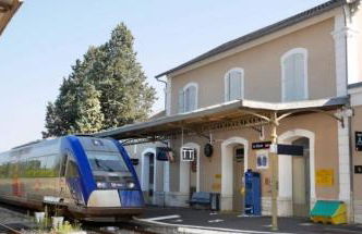 Number 22 - Le Dorat - Apartment 3 with garden & free parking - Foto 34