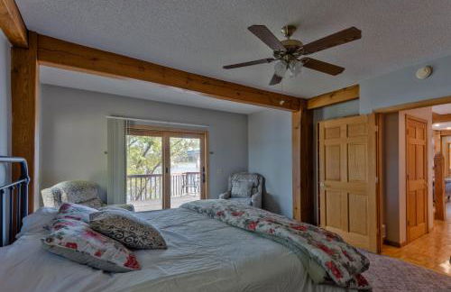 Custom Waterfront Lodge, 4 bed, 4 Bath, Sleeps 12! - Foto 23