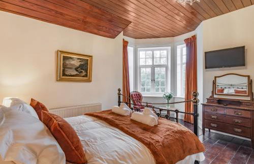 Groudd Hall - Photo 17