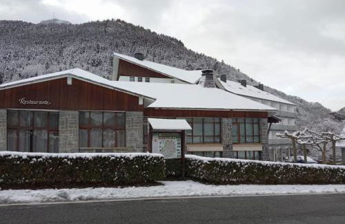 Hotel y Apartamentos SNÖ Isaba - Foto 1