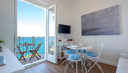 “CIELO E MARE”, CASETTA NEL CUORE DEL BORGO ANTICO / “SKY & SEA”, CHARMING IN THE HEART OF OLD VILLAGE - Foto 2