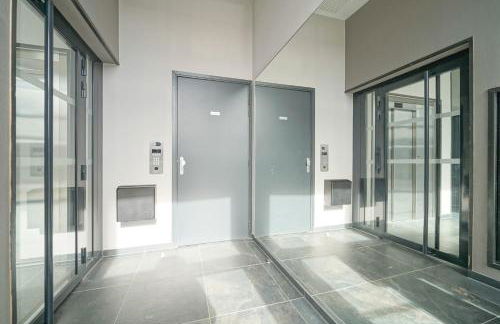 Le Bobibrown - Proche Métro 5 et tram, parking, résidence neuve - Foto 17