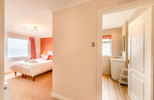 3 Bed in Putsborough oc-flt20 - Photo 12