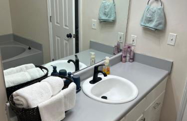 Cozy Home in McDonough - Foto 16