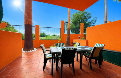 Oasis con piscina y sol - Foto 18