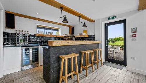 The Hare's Field, Wethersfield - Foto 5