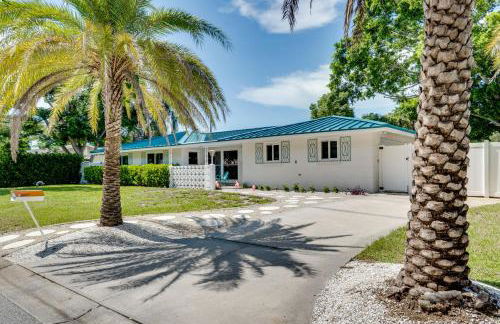 Lanai and Pet Friendly! Retro-Chic Sarasota Home! - Foto 34