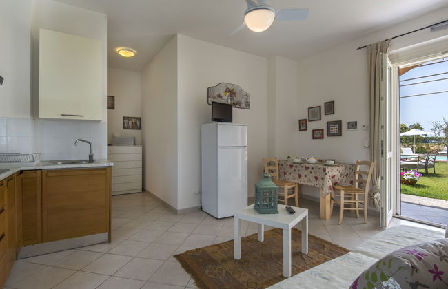 Marina Velca - Foto 13