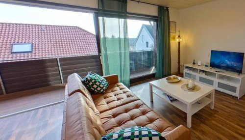 Apartment in Hanglage mit Garten und Balkon - Foto 1