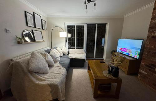 Modern 3-Bed Home Near Birmingham City Centre - Foto 6