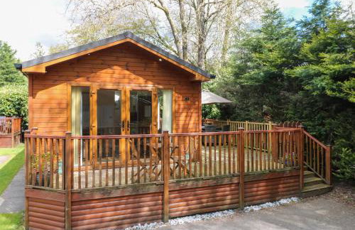 Fir Tree Lodge - Photo 1