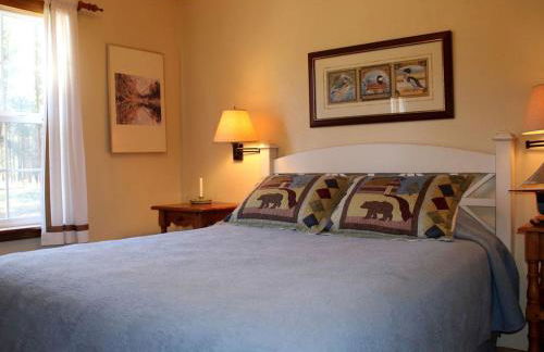 Riverfront Cabin Rental for Four near Crater Lake National Forest, Oregon - Foto 5