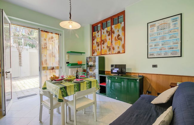 Rosemary Trilo 6 200 mt From sea - Foto 13