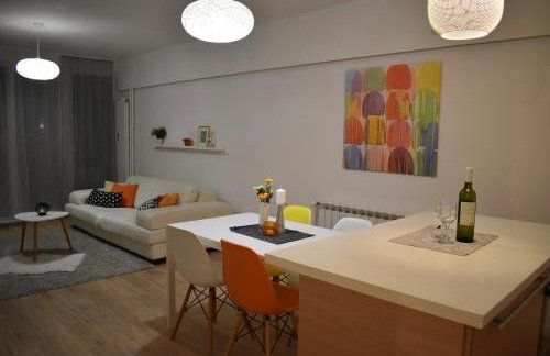 Apartment Stars in Shadow - Photo 1