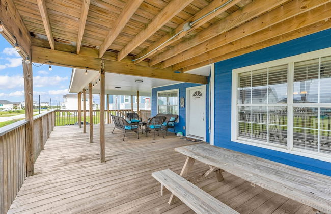 Backyard Oasis Hot Tub and 2 Shaded Decks - Foto 29