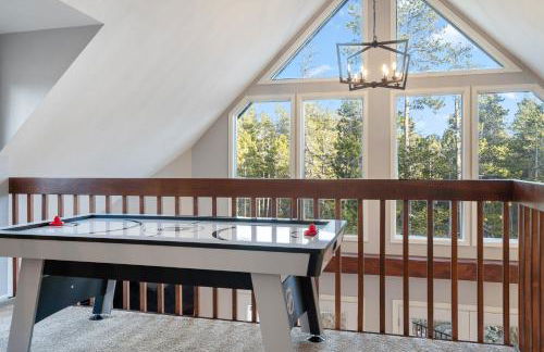 Cozy A-Frame Retreat - Hot Tub, Forest Views - Photo 47