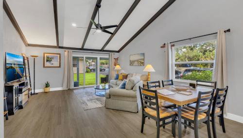 Ground Level and End Condo Unit - Quiet 2 Bedrooms and 1 Bath - Foto 2