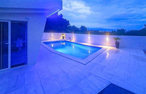 Villa With Swimming Pool - Foto 14