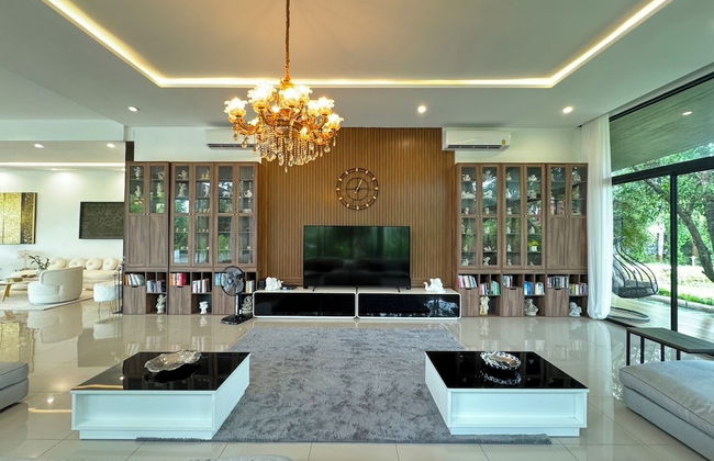 Huge Pool Villa with Private Lake - Foto 21