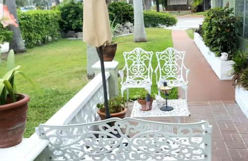 BEACH Zen Oasis-walk 2 beaches - Photo 9