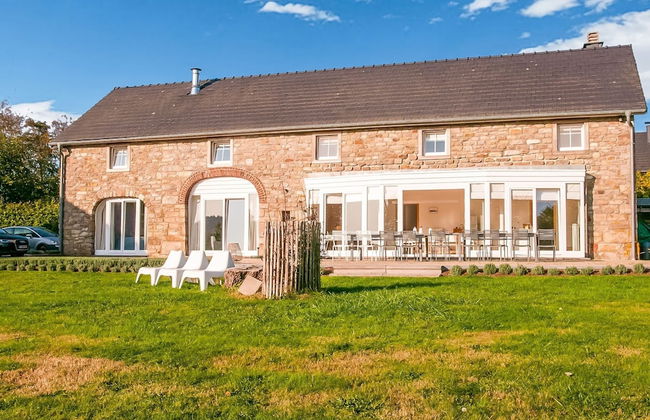 Luxurious Villa With Pool and Sauna, and Very Suitable for Culinary Workshops - Photo 38