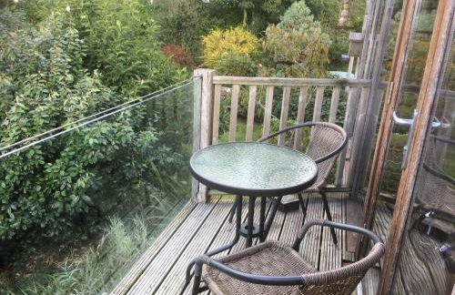 Chestnut,1 bedroom loft apartment with wood burner - Foto 11